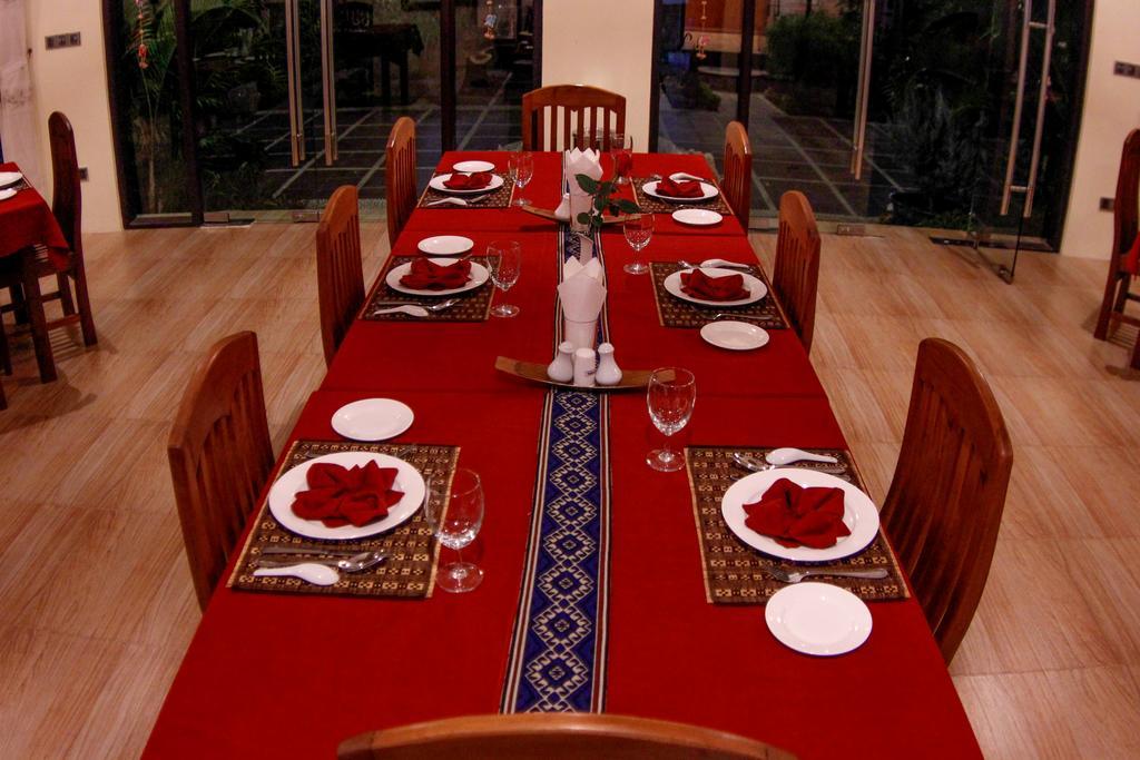 Hotel Brilliant Nyaung Shwe Ngoại thất bức ảnh