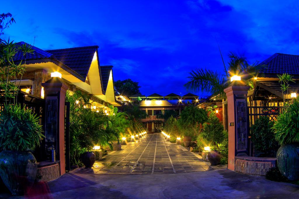 Hotel Brilliant Nyaung Shwe Ngoại thất bức ảnh